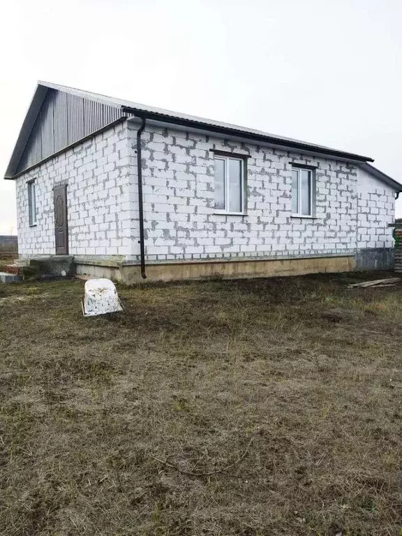 Дом в Белгородская область, Белгородский район, Беловское с/пос, с. ... - Фото 1