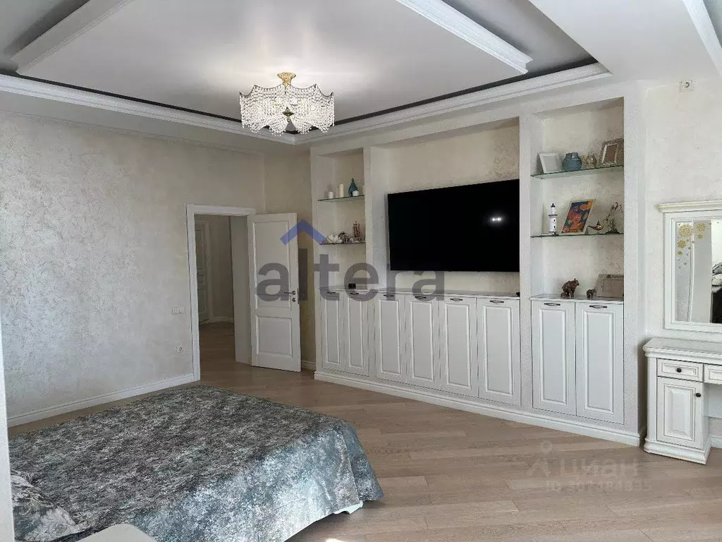 4-к кв. Татарстан, Казань ул. Николая Ершова, 49в (170.0 м) - Фото 0