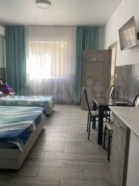 Комната 30 м в 4-к., 1/3 эт. - Фото 0