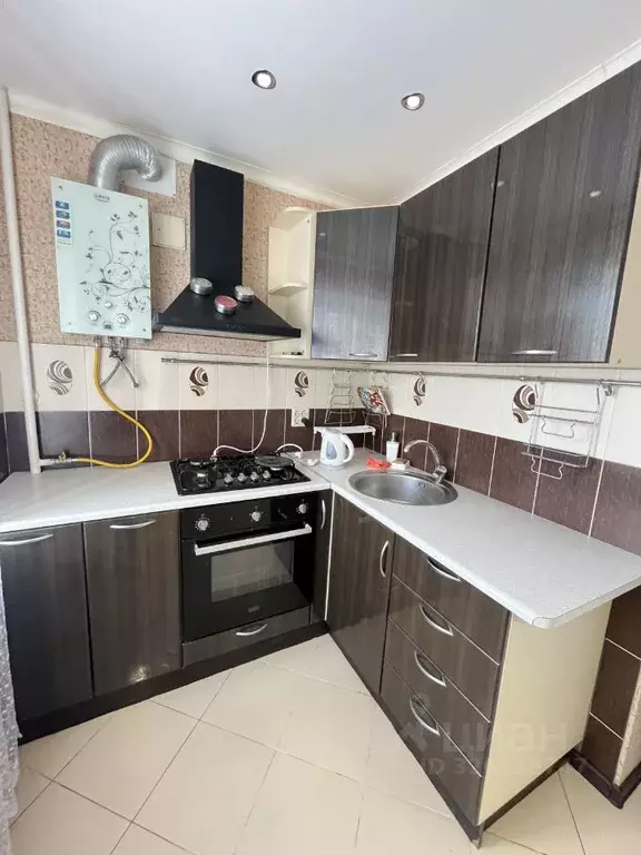 3-к кв. Астраханская область, Астрахань ул. Николая Островского, 66 ... - Фото 1