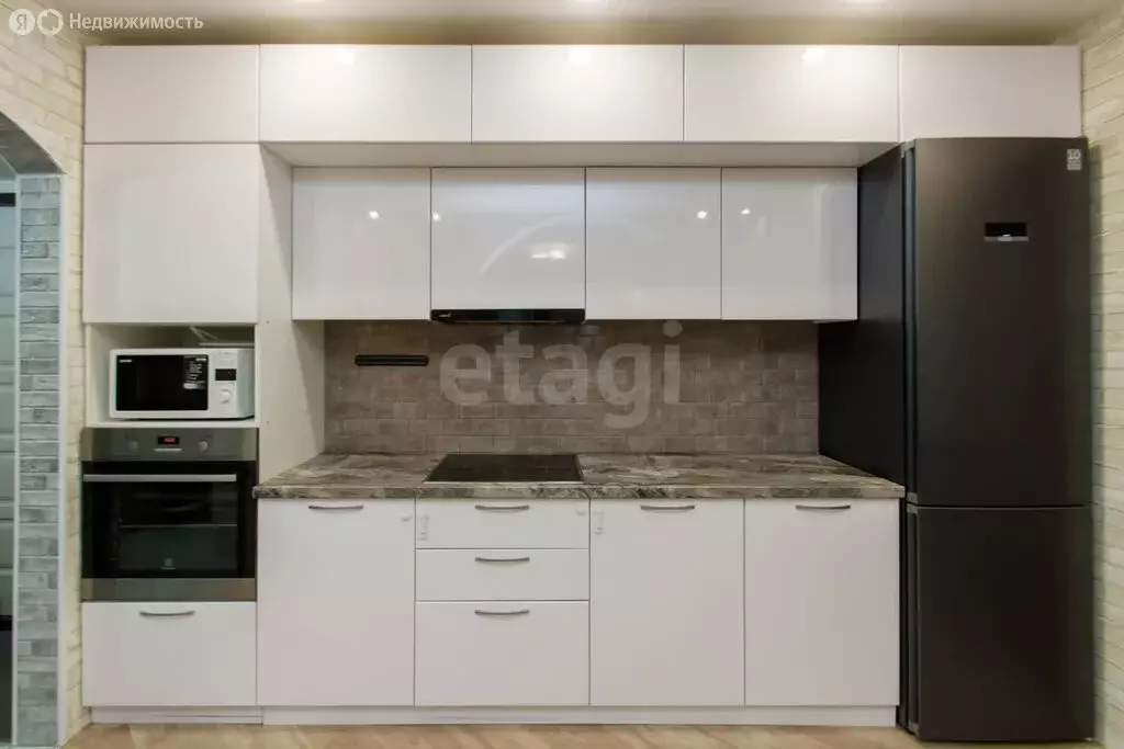 2-комнатная квартира: Тюмень, улица Федюнинского, 58к1 (58.8 м) - Фото 1