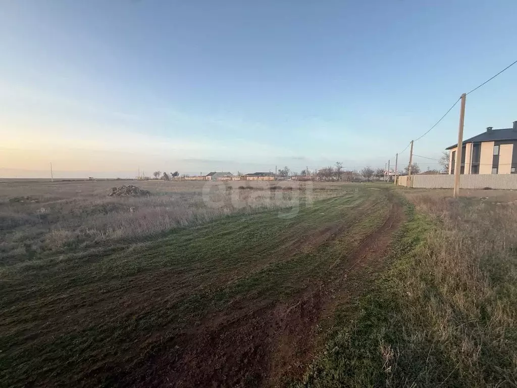 Участок в Крым, Евпатория ул. Энвера Бекирова (6.0 сот.) - Фото 1