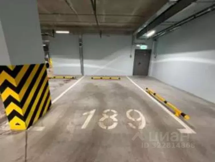 Гараж в Московская область, Ленинский городской округ, пос. Битца ... - Фото 1