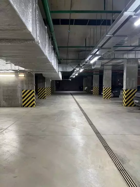 Гараж в Санкт-Петербург Аквилон Скай жилой комплекс (14 м) - Фото 1