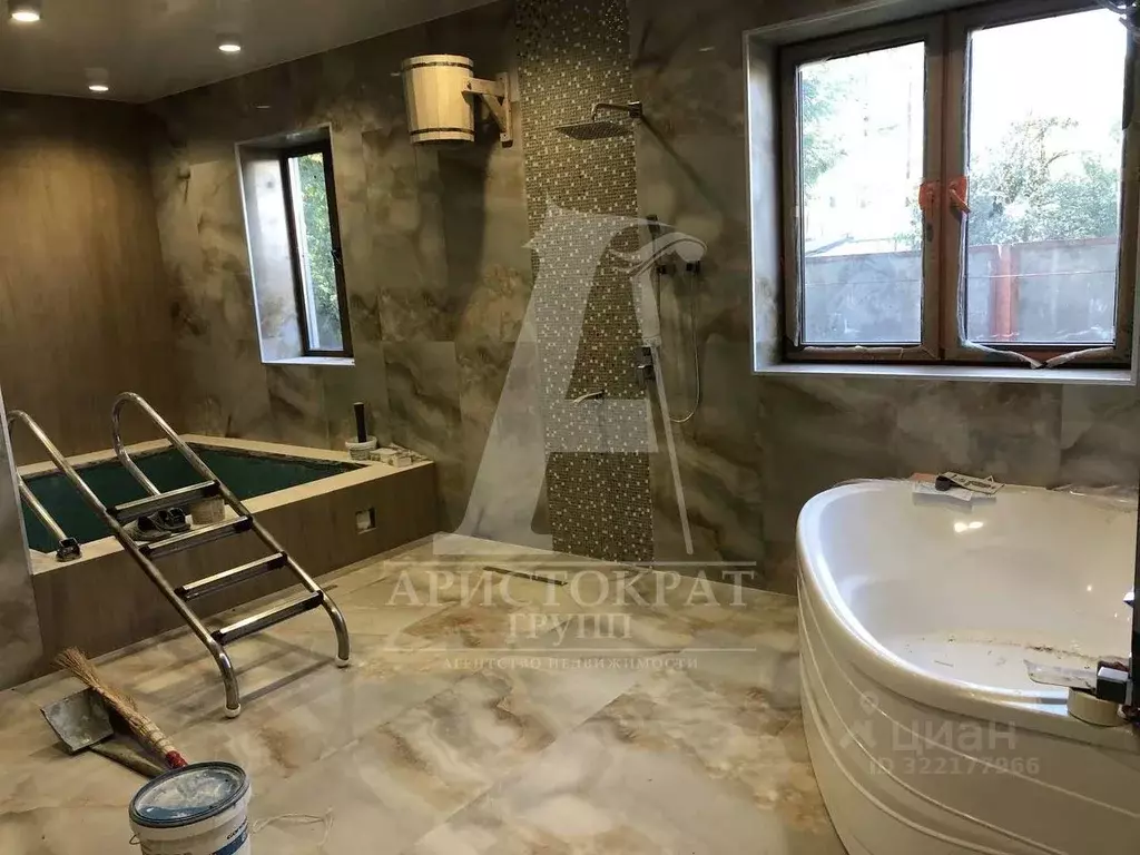 Дом в Ставропольский край, Пятигорск ул. 50 лет ВЛКСМ, 113 (271 м) - Фото 1