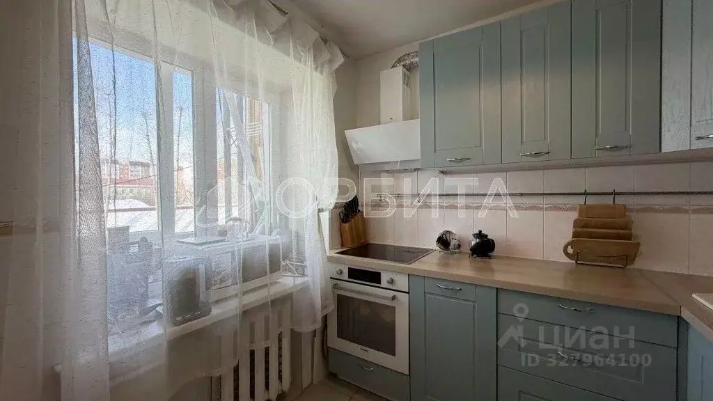 3-к кв. Тюменская область, Тюмень ул. Мельникайте, 100А (53.1 м) - Фото 2