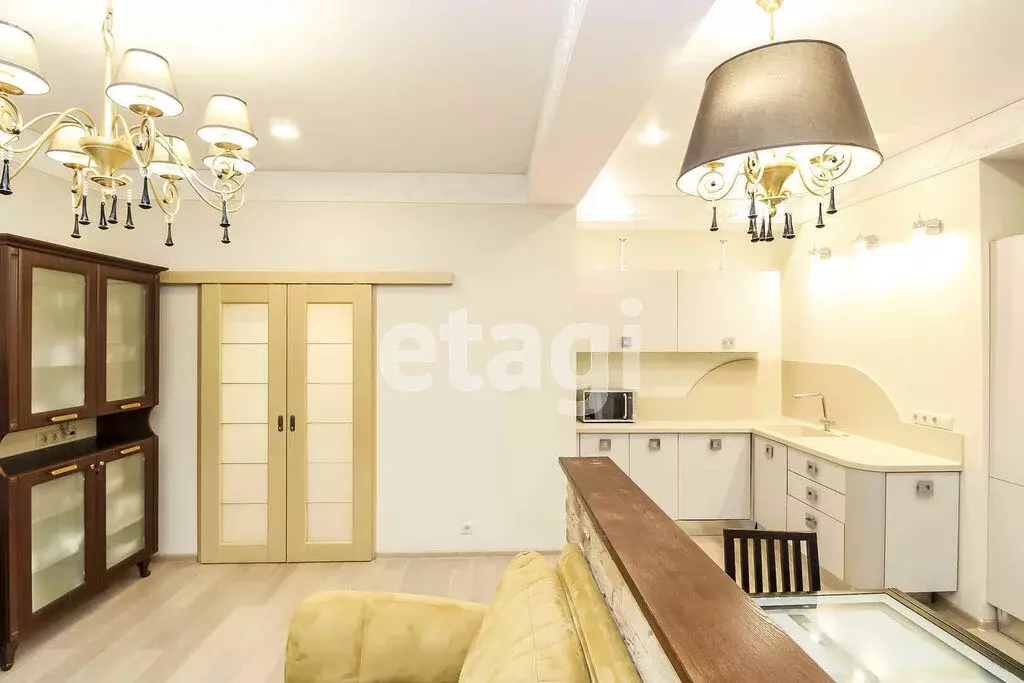 3-комнатная квартира: Тюмень, Фабричная улица, 7 (82.3 м) - Фото 2