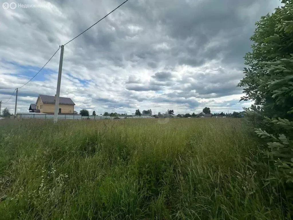 Участок в деревня Ручей, Зареченская улица (18 м) - Фото 1