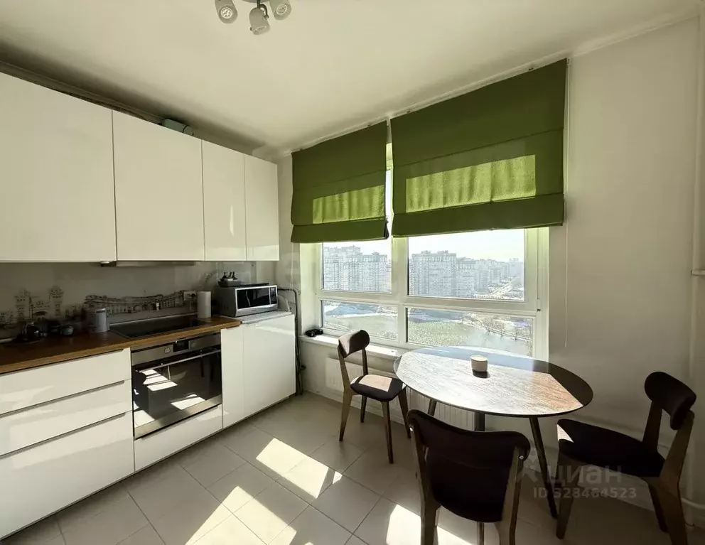 2-к кв. Москва Боровское ш., 2к5 (68.2 м) - Фото 2