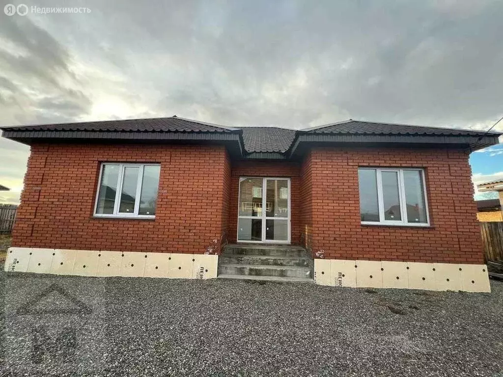 Дом в Абакан, Шестая улица (120 м) - Фото 1