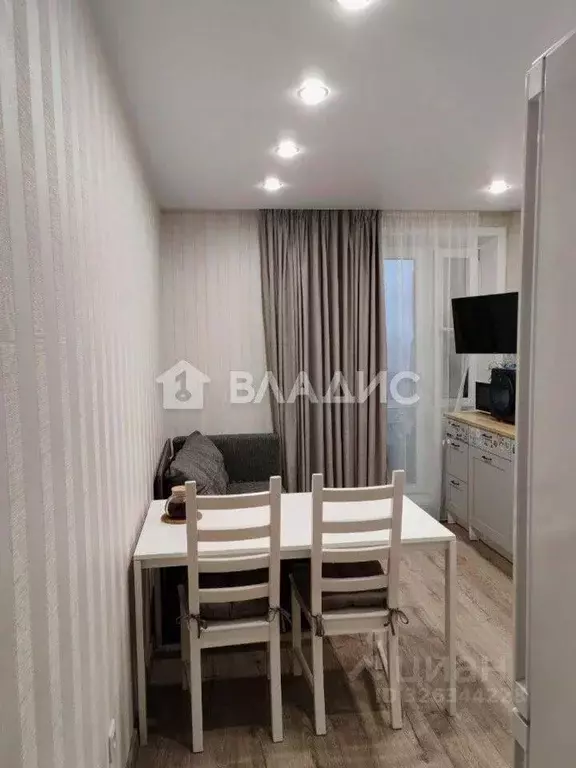 1-к кв. Московская область, Долгопрудный Новый бул., 7 (45.7 м) - Фото 1