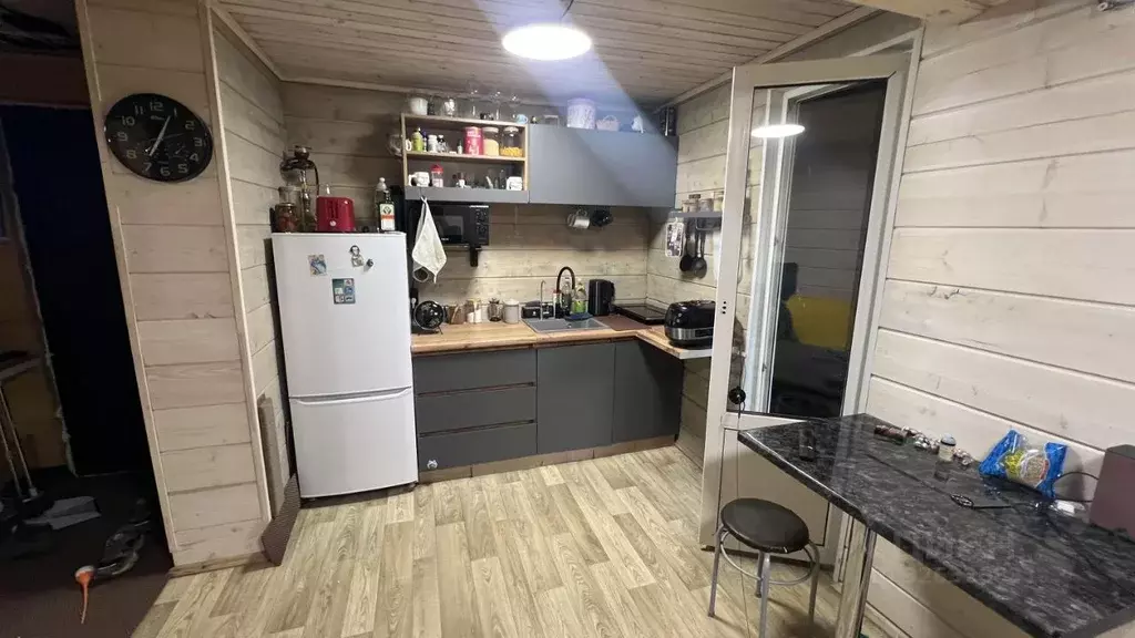 Коттедж в Ленинградская область, Кингисеппский район, Большелуцкое ... - Фото 1