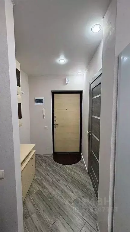 Студия Тюменская область, Тюмень проезд Воронинские горки, 99Б (25.0 ... - Фото 1