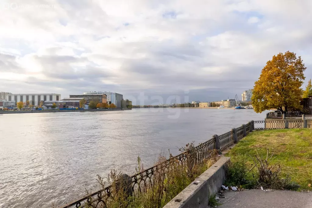 Квартира-студия: Санкт-Петербург, Октябрьская набережная, 108к6 (32.5 ... - Фото 2