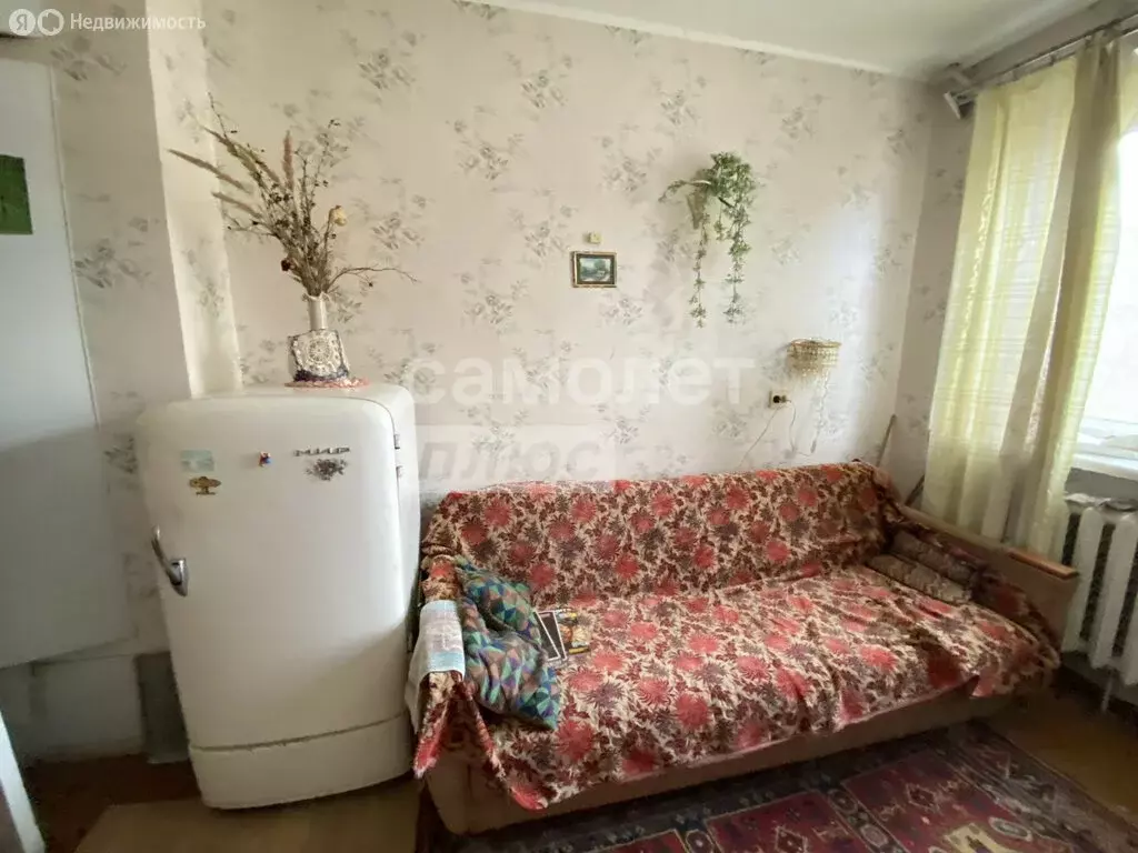 3-комнатная квартира: Октябрьский, 21-й микрорайон, 1 (59.5 м) - Фото 1