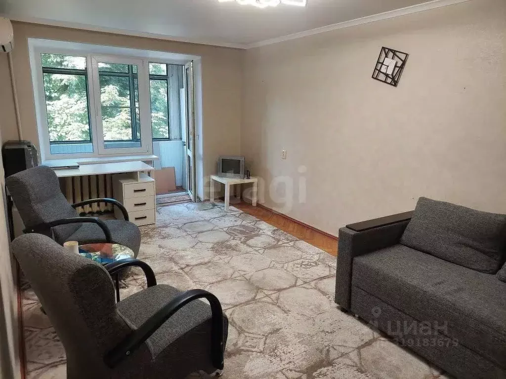 1-к кв. Адыгея, Майкоп ул. Димитрова, 13 (33.0 м) - Фото 0