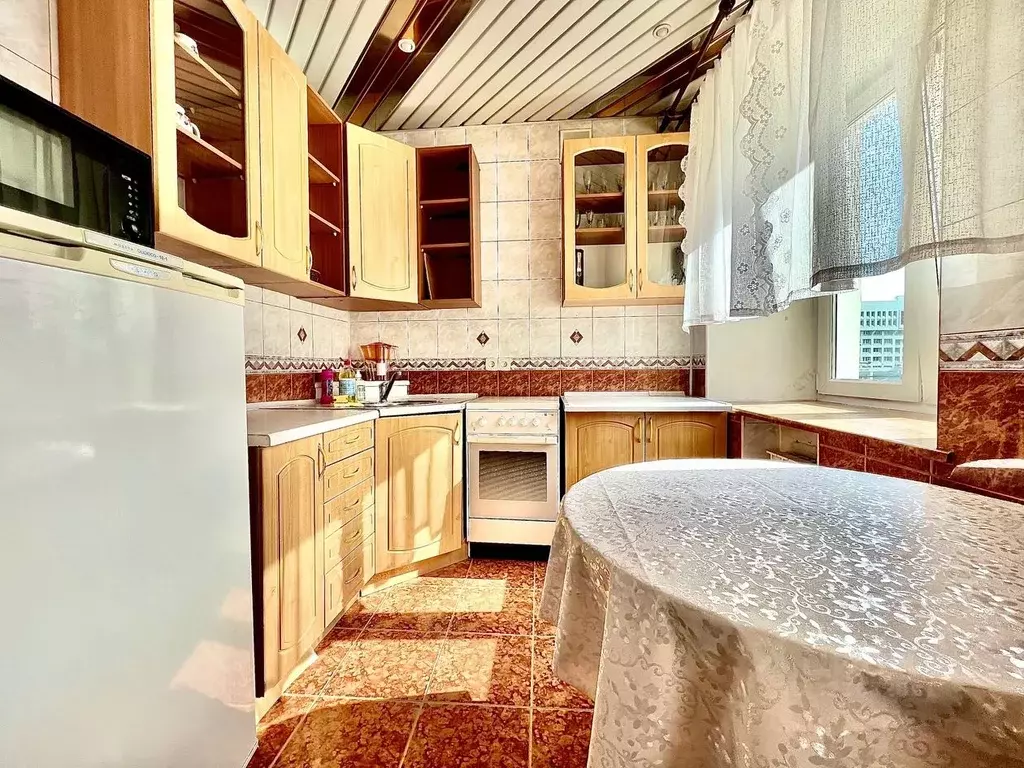 2-к кв. Пермский край, Пермь Комсомольский просп., 24 (45.0 м) - Фото 2