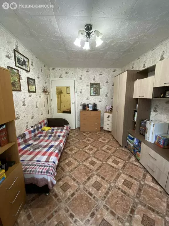 3-комнатная квартира: Кирово-Чепецк, проспект Кирова, 9 (57.9 м) - Фото 1