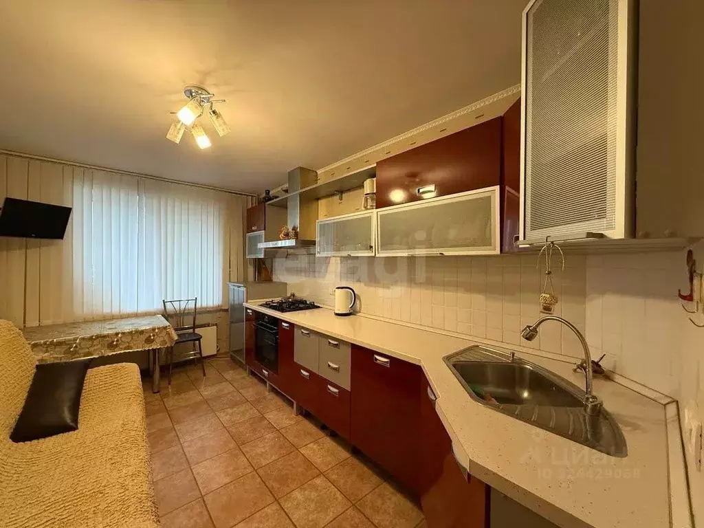 1-к кв. Саратовская область, Энгельс ул. Тельмана, 144 (53.0 м) - Фото 0