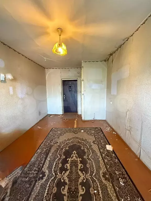 Комната 18 м в 6-к., 4/4 эт. - Фото 0
