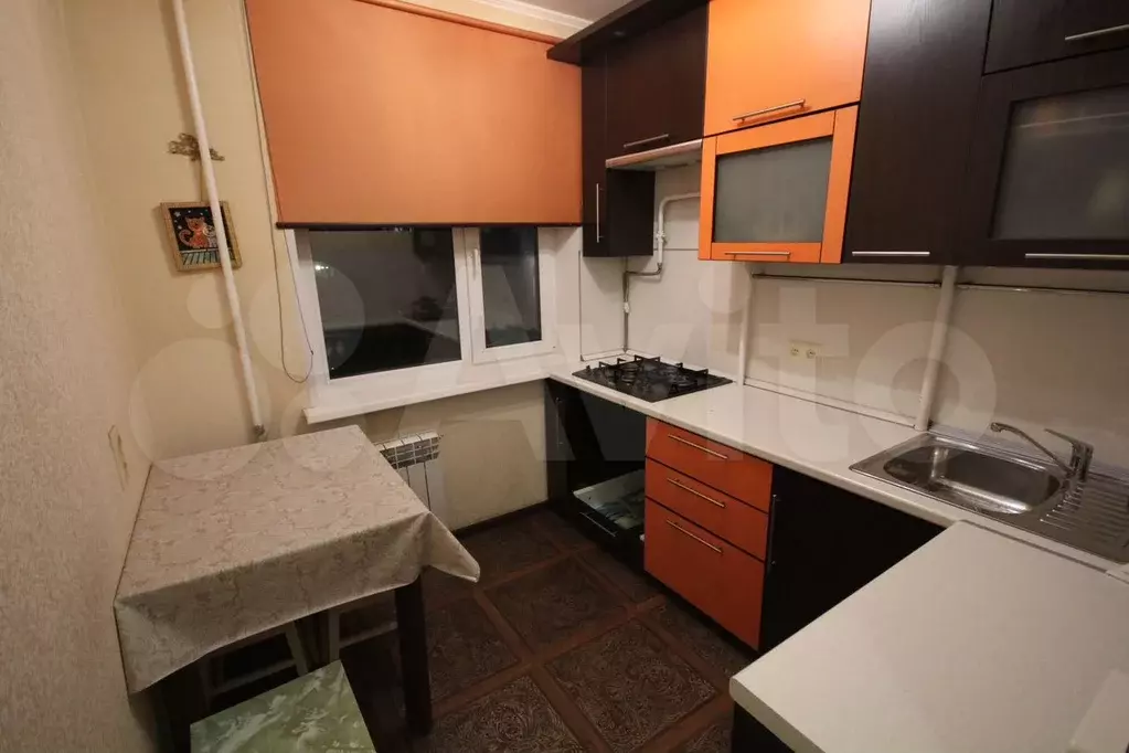 3-к. квартира, 58 м, 4/5 эт. - Фото 0