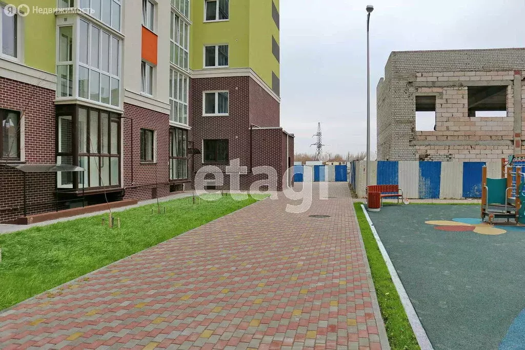 1-комнатная квартира: Калининград, улица Николая Карамзина, 48 (35.7 ... - Фото 2