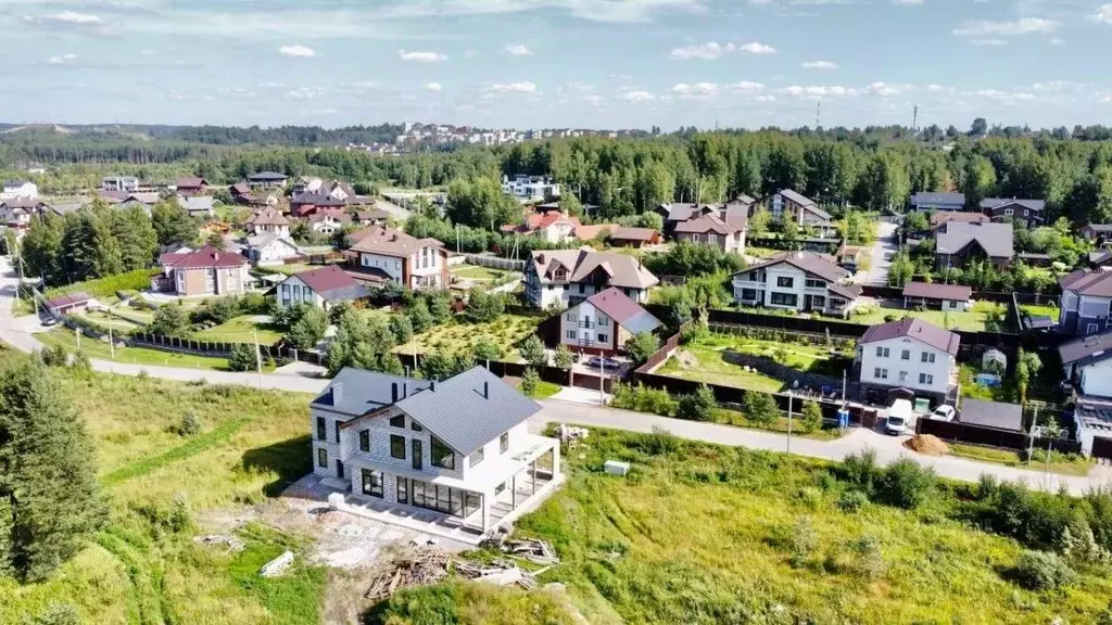 Участок в Ленинградская область, Всеволожский район, Бугровское ... - Фото 0