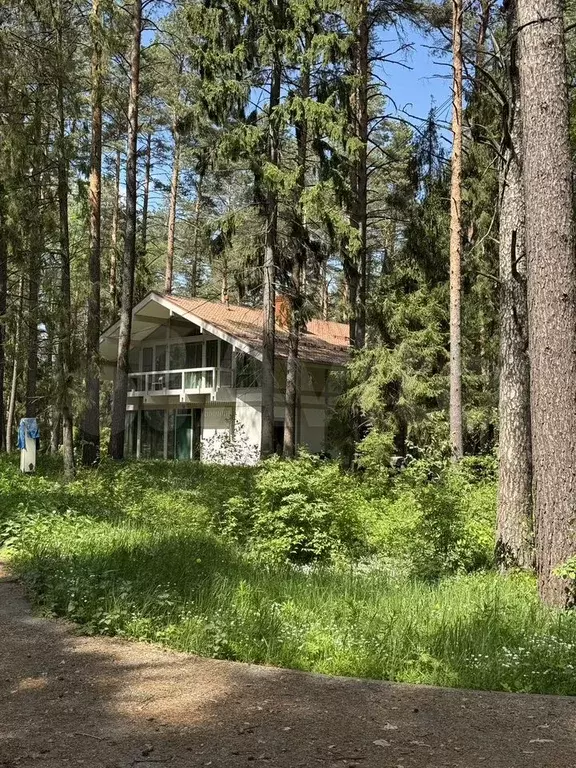 Дом 255 м на участке 17 сот. - Фото 1