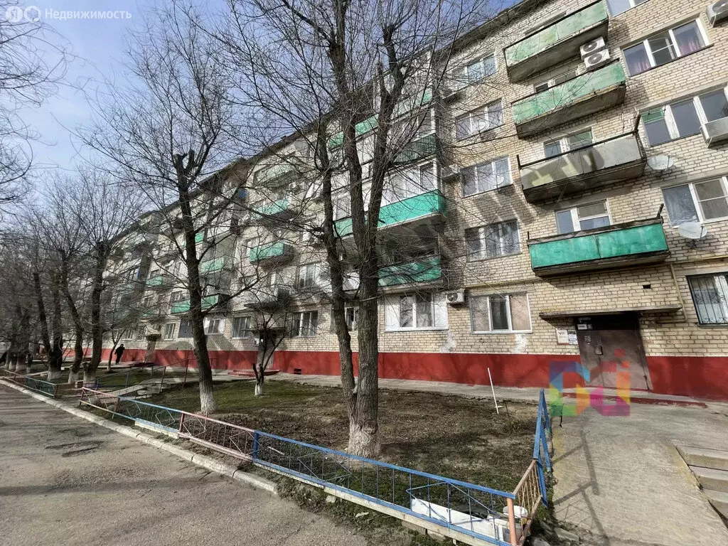 4-комнатная квартира: Элиста, 4-й микрорайон, 40 (72.6 м) - Фото 0