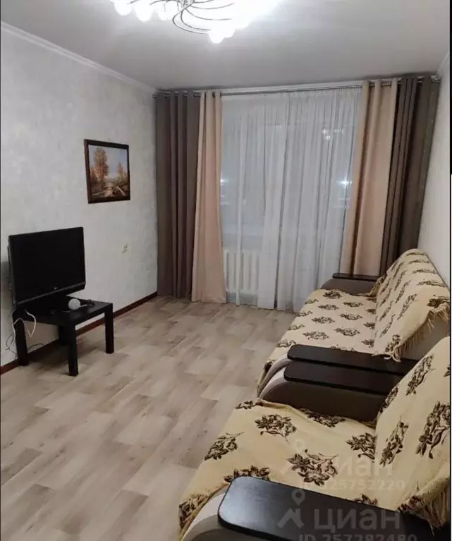 2-к кв. Татарстан, Альметьевск ул. Гафиатуллина, 23 (45.0 м) - Фото 1