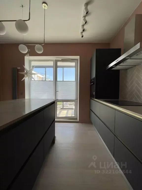 2-к кв. Ленинградская область, Всеволожск ул. Шинников, 2к1 (68.0 м) - Фото 1