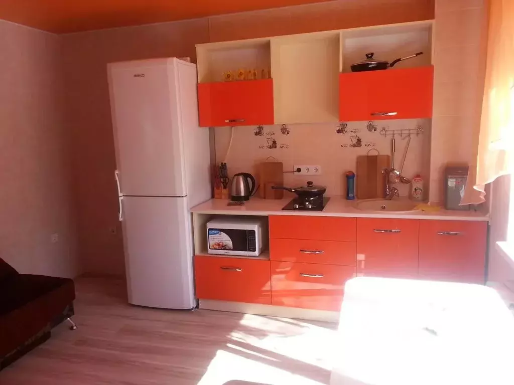 2-к кв. Крым, Саки ул. Курортная, 95 (50.0 м) - Фото 0