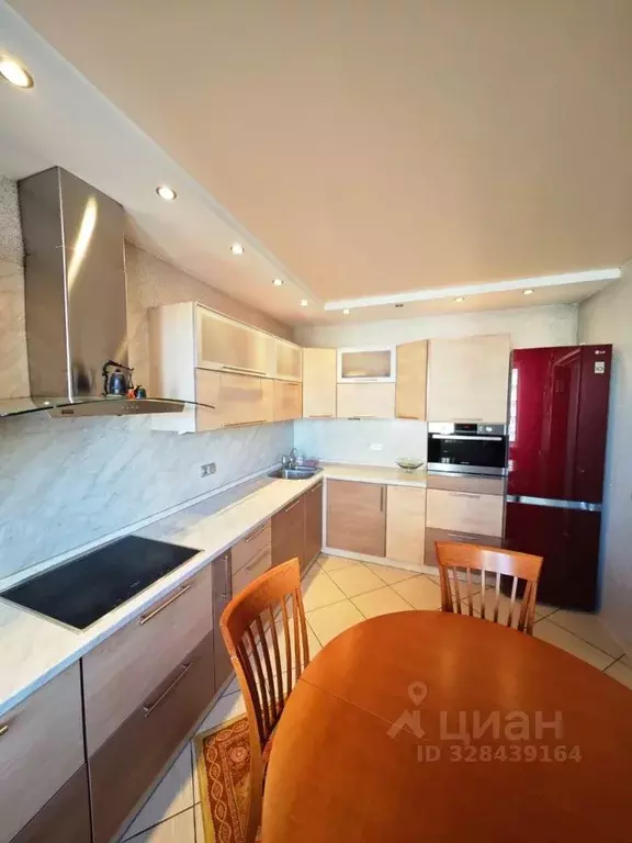 3-к кв. Приморский край, Владивосток Шилкинская ул., 11а (70.0 м) - Фото 1