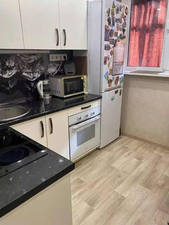 1-к кв. Самарская область, Тольятти 4-й кв-л, бул. Курчатова, 14 (31.4 ... - Фото 1