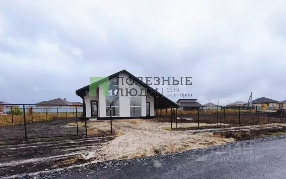 Дом в Белгородская область, Белгородский муниципальный округ, с. ... - Фото 1