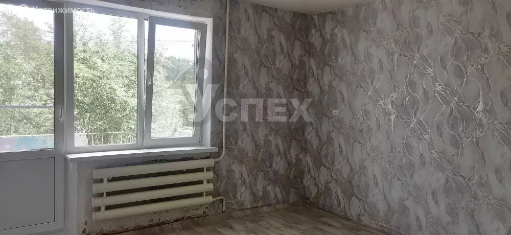 2-комнатная квартира: Нижний Тагил, улица Зари, 66 (42.3 м) - Фото 0