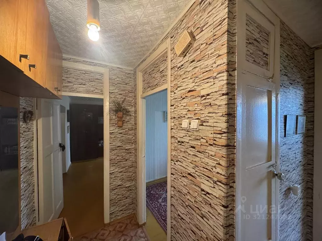 3-к кв. Свердловская область, Нижний Тагил ул. Фрунзе, 15 (57.0 м) - Фото 1