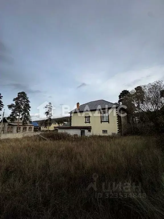 Дом в Бурятия, Улан-Удэ 101-й мкр, ул. Вербная, 27 (222 м) - Фото 1