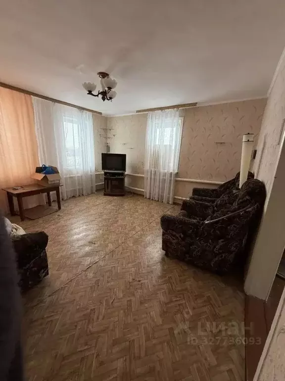 Дом в Саратовская область, Ртищевский район, Урусовское муниципальное ... - Фото 1