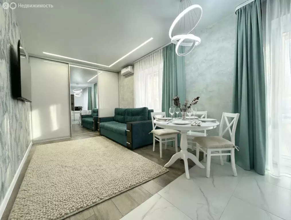 3-комнатная квартира: Киров, Заповедная улица, 7А (66.8 м) - Фото 1