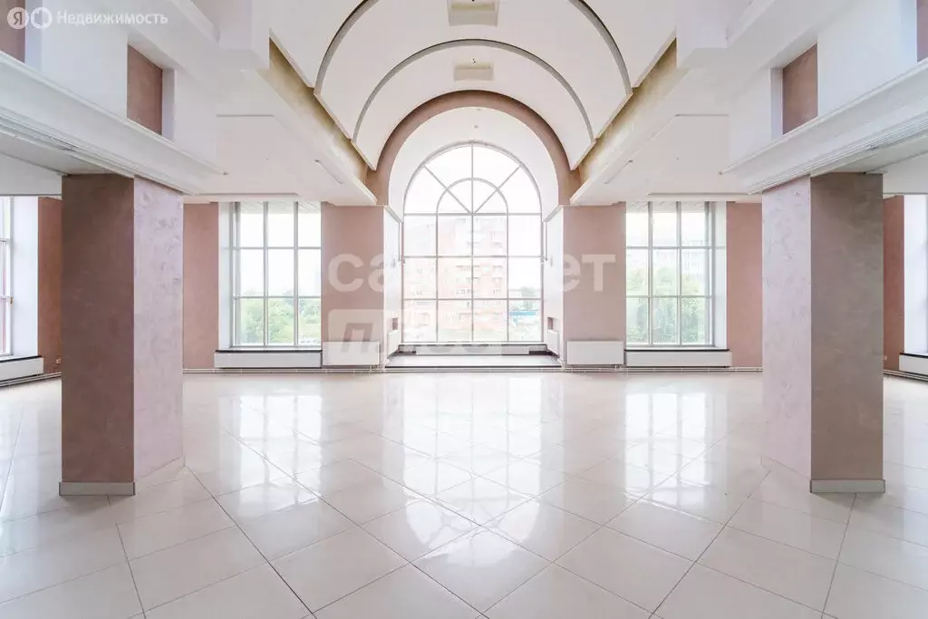 Помещение свободного назначения (700 м) - Фото 0