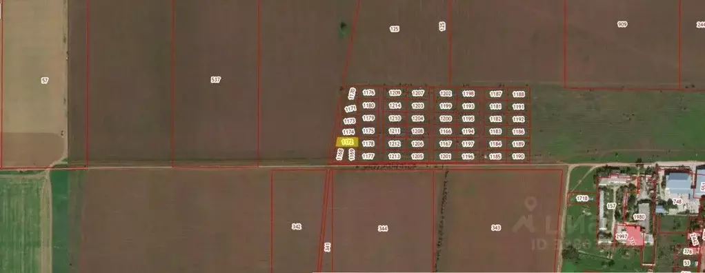 Участок в Крым, Сакский район, с. Уютное ул. Полевая (6.0 сот.) - Фото 1