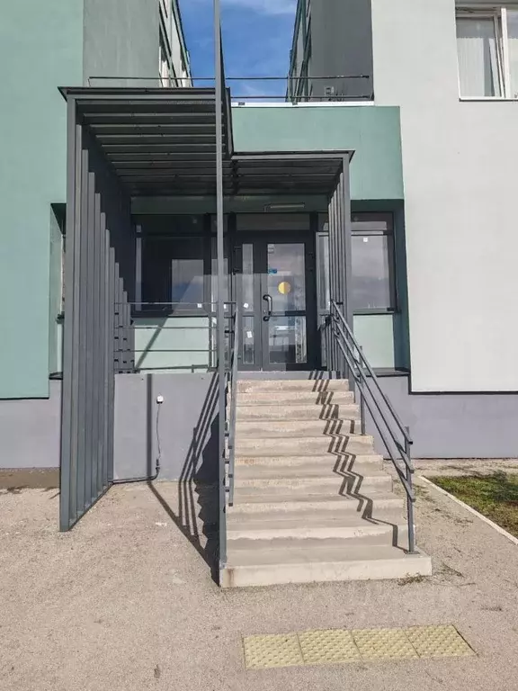 Помещение свободного назначения в Самарская область, Тольятти ул. ... - Фото 1