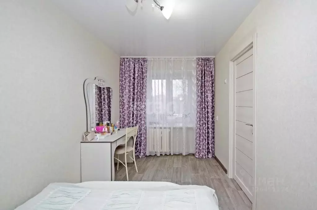 2-к кв. Омская область, Омск просп. Космический, 9 (44.2 м) - Фото 1