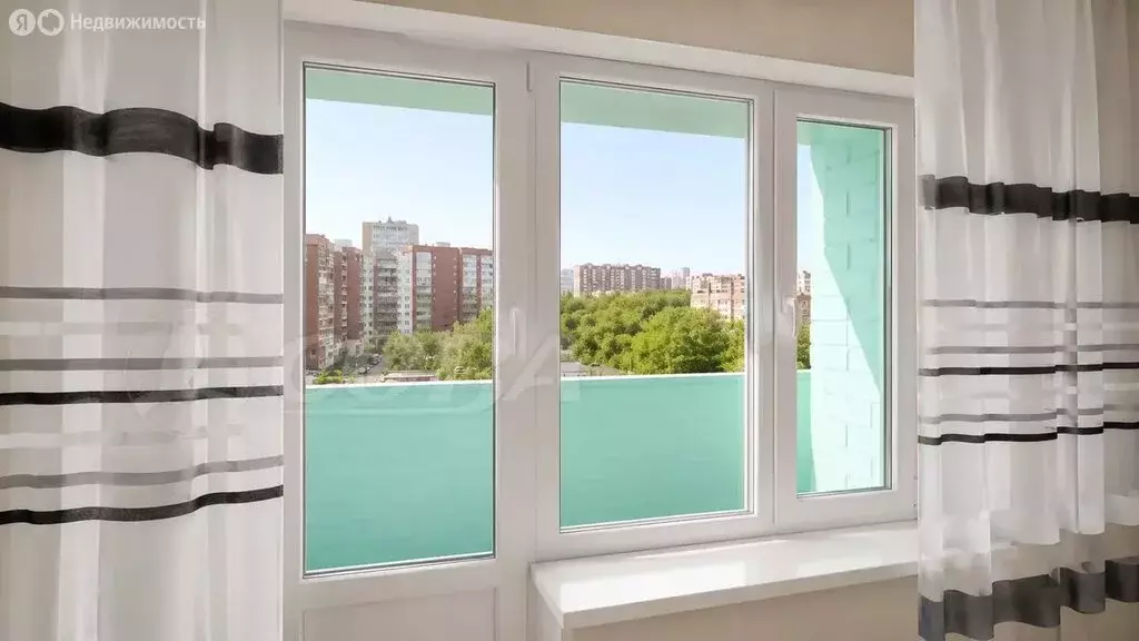 1-комнатная квартира: Тюмень, улица Елизарова, 6 (39 м) - Фото 1
