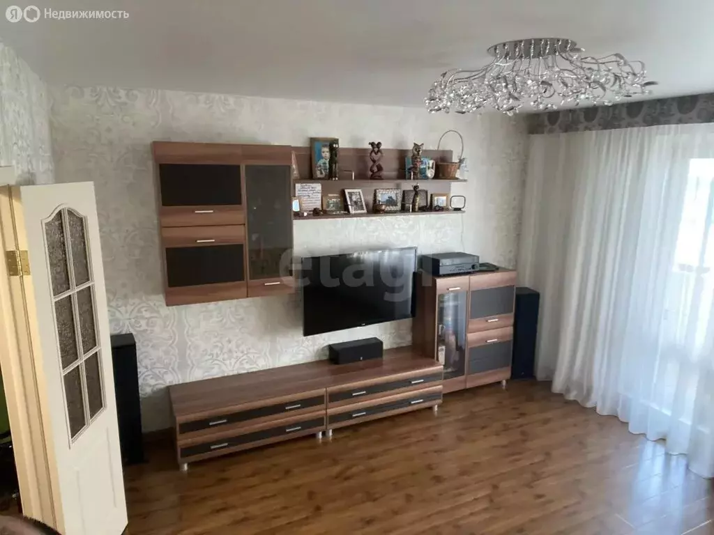 3-комнатная квартира: Челябинск, улица Кузнецова, 31 (73.2 м) - Фото 2