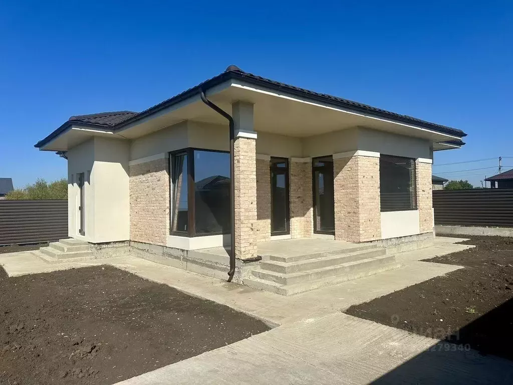 Дом в Адыгея, Тахтамукайский район, Козет аул ул. Убыхская, 47 (110 м) - Фото 2