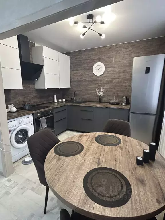 2-к кв. Красноярский край, Сосновоборск ул. 9-й Пятилетки, 19 (52.6 м) - Фото 1