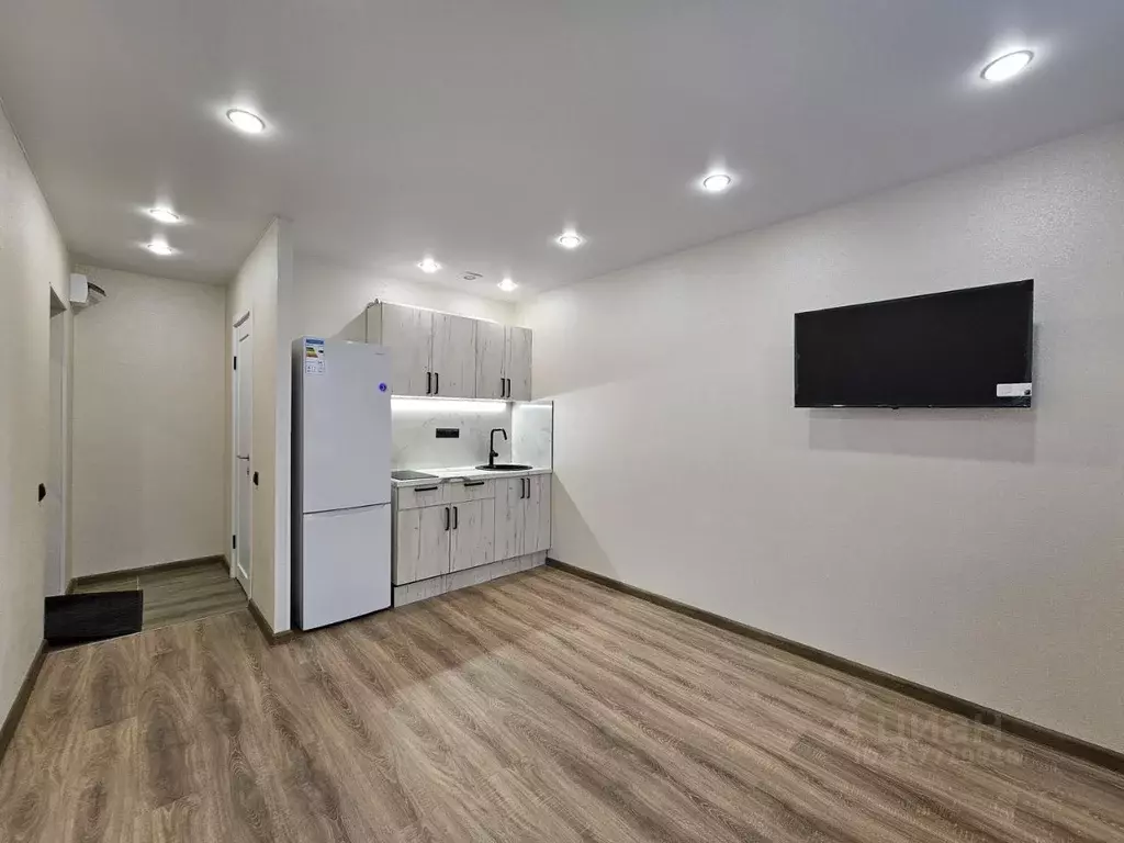 Студия Пермский край, Пермь Серебрянский проезд, 15 (18.4 м) - Фото 1