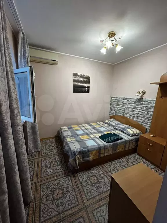 Комната 25 м в 1-к., 1/1 эт. - Фото 0